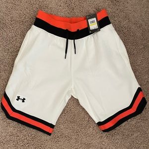 Men’s Under Armour Fleece Shorts | Size M | Off-White / Orange and Black